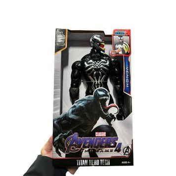 AVENGERS DUŻA RUCHOMA FIGURKA 30CM